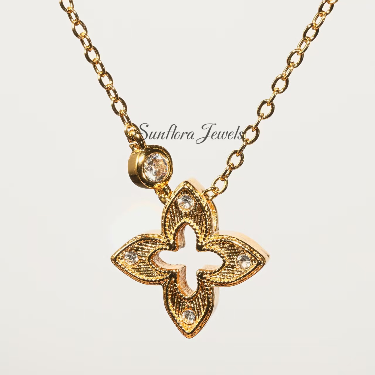 Sparkling Gold Clover Jewelry Necklace