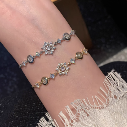 Elegant Rhinestone Flower Adjustable Bracelet